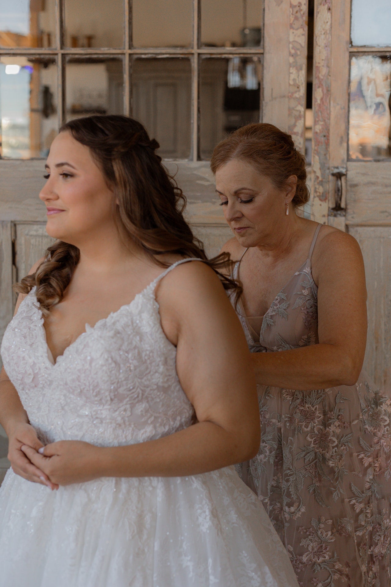 6 Dress Shopping Tips for Mum