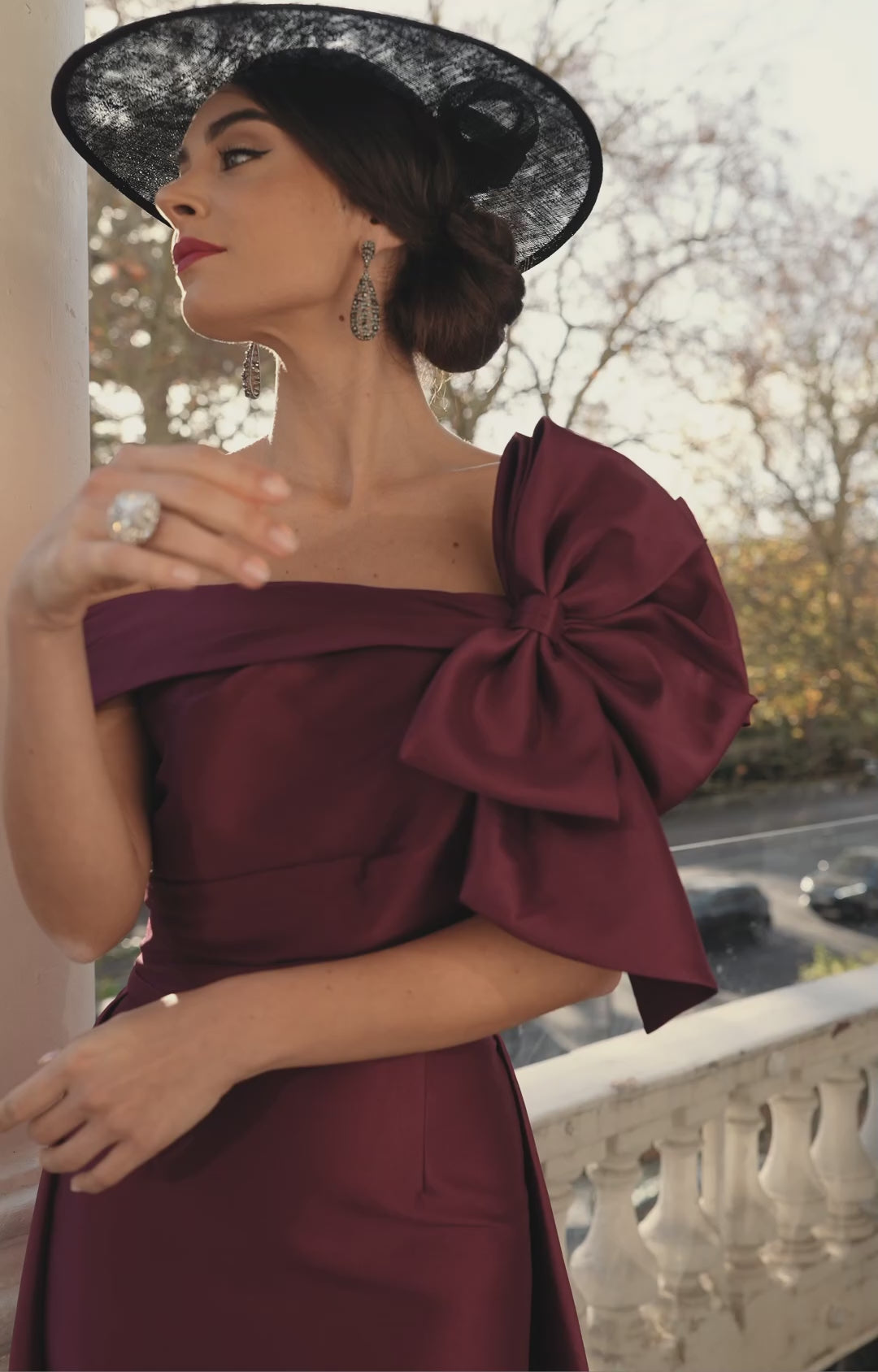 Load and play video in Gallery viewer, Veni Infantino 992820 - Maroon
